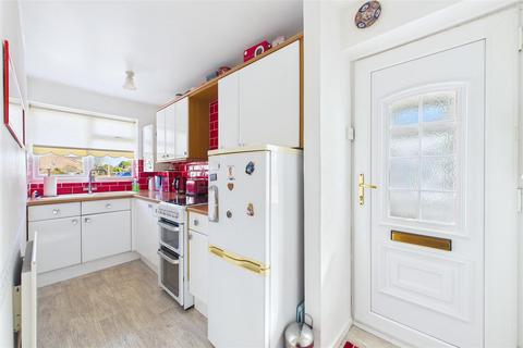 2 bedroom semi-detached bungalow for sale, Peaceful cul-de-sac near Clevedon seafront