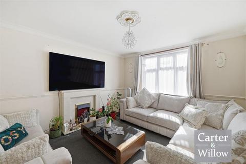 undefined, Woodward Road, Essex
