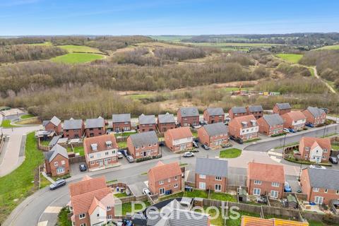 3 bedroom semi-detached house for sale, Creek Drive, Doncaster DN6