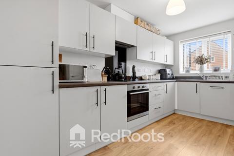 3 bedroom semi-detached house for sale, Creek Drive, Doncaster DN6