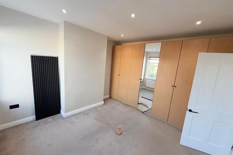 undefined, 2 bedroom flat in Morley Hill, Enfield, EN2 area