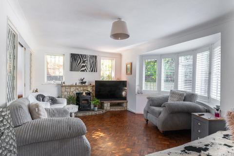 4 bedroom detached house for sale, The Combe, Eastbourne, BN20