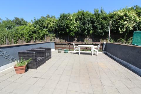1 bedroom flat to rent, Millers Road, Brighton BN1