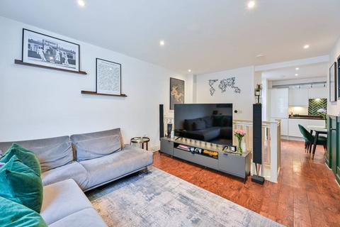 2 bedroom maisonette for sale, Waterloo Road, Waterloo, London, SE1