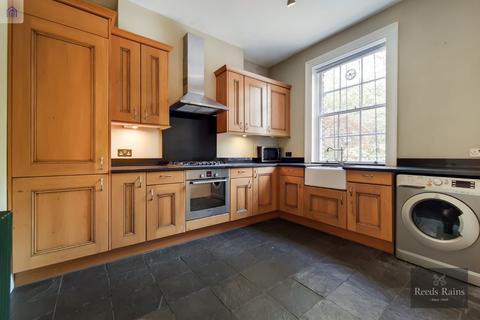 4 bedroom terraced house for sale, St. Georges Road, London SE1