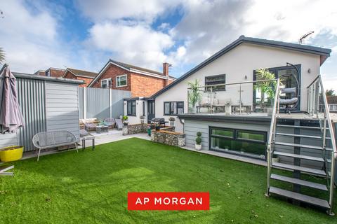 undefined, Westfields, Catshill, Bromsgrove, Worcestershire, B61