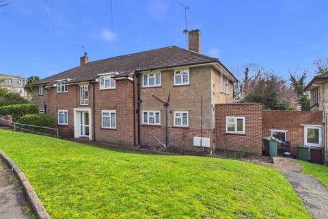2 bedroom maisonette for sale, Lynwood Avenue, Coulsdon CR5