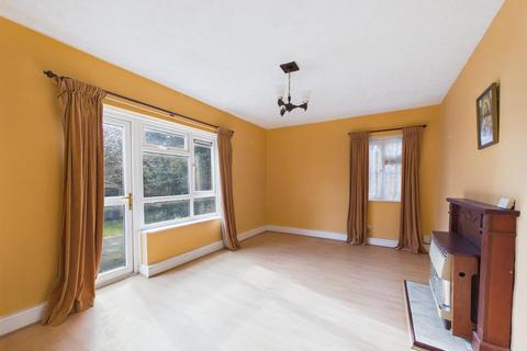 2 bedroom maisonette for sale, Lynwood Avenue, Coulsdon CR5