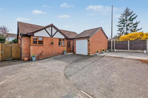 3 bedroom detached bungalow for sale, BELLHOUSE ROAD, Leigh-On-Sea