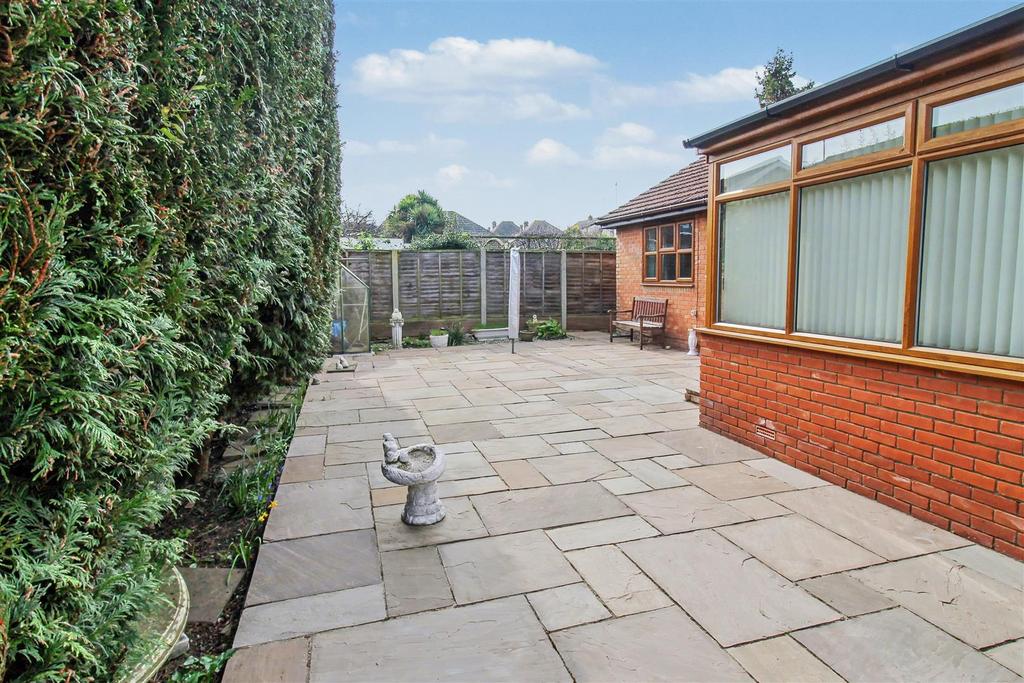 Rear Garden 1.jpg