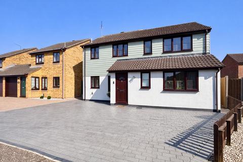4 bedroom detached house for sale, Vermeer Ride, Springfield, Chelmsford