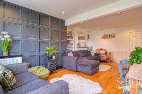 4 bedroom semi-detached bungalow for sale, St. Williams Way, Norwich, Norfolk