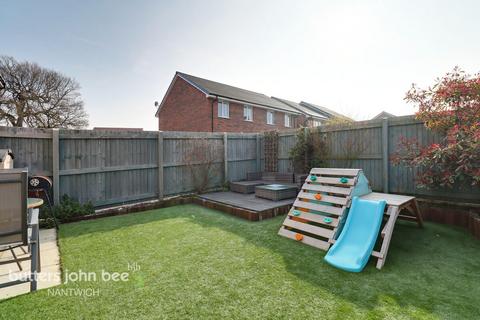 3 bedroom townhouse for sale, Heald Way, Nantwich