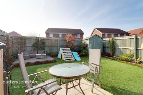 3 bedroom townhouse for sale, Heald Way, Nantwich