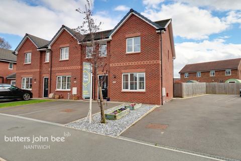 3 bedroom townhouse for sale, Heald Way, Nantwich