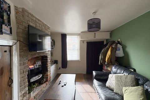 undefined, Tewkesbury GL20