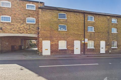 undefined, High Street, Roydon CM19