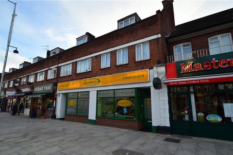 3 bedroom flat to rent, Victoria Road, Ruislip, HA4