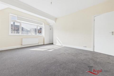 4 bedroom house to rent, Chartley Avenue, London, NW2 7RA