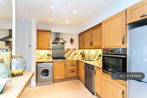 undefined, Barmouth Road, London, SW18