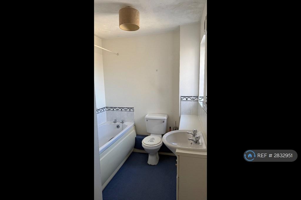 Main Bathroom