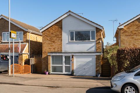 3 bedroom detached house for sale, Batchelor Road, Fleckney, LE8