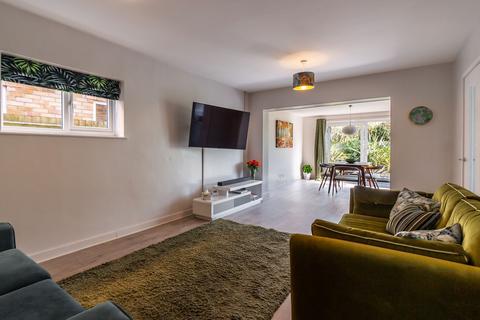 3 bedroom detached house for sale, Batchelor Road, Fleckney, LE8