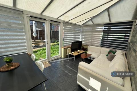 undefined, Eltham Green Road, London, SE9