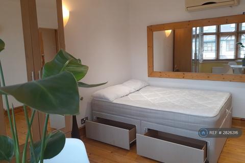 undefined, St Augustines Ave, London, W5