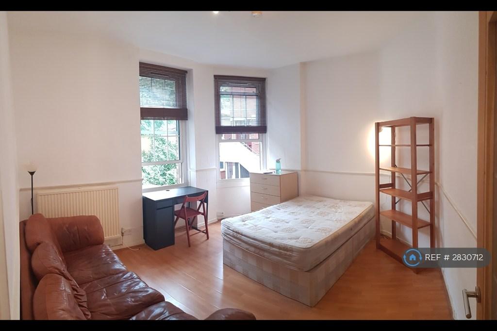 Bed 3/Sitting Room