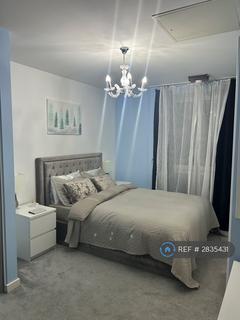 undefined, Limeview Apts, London, E14