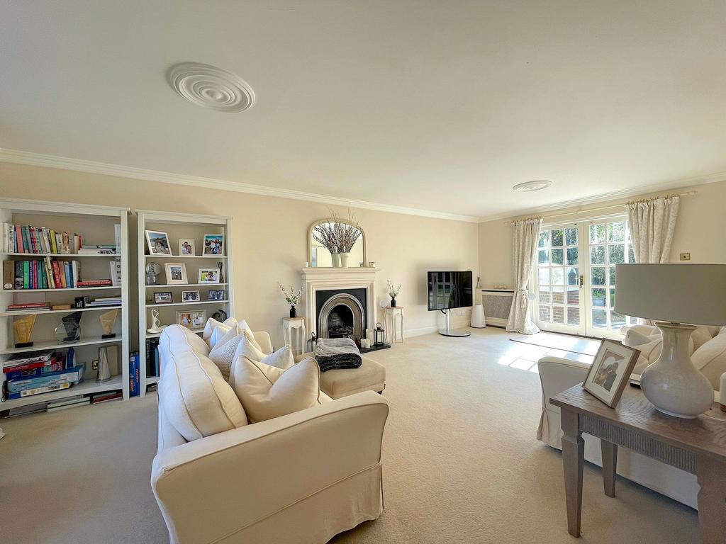 Living Room (1)