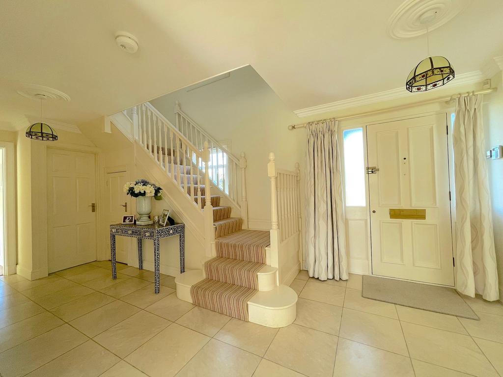 Entrance Hall (1)