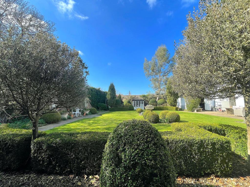 Garden (18)