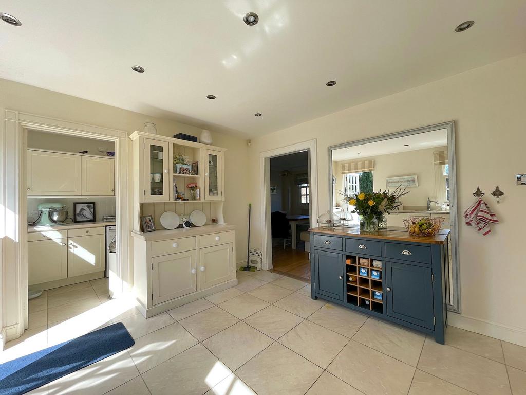 Kitchen (2)