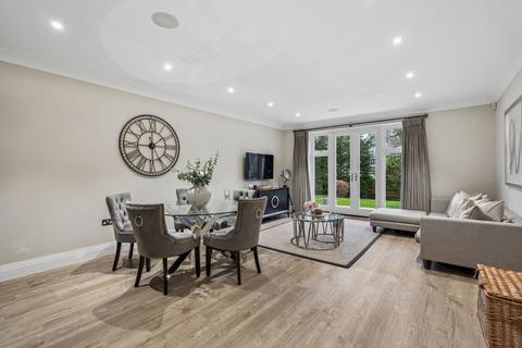 2 bedroom apartment for sale, Ducks Hill Road, Northwood HA6