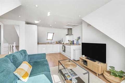 2 bedroom flat for sale, Hemberton Road, London, SW9