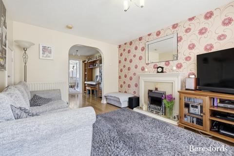 4 bedroom detached house for sale, Bancroft Chase, Hornchurch, RM12