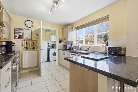 4 bedroom detached house for sale, Bancroft Chase, Hornchurch, RM12