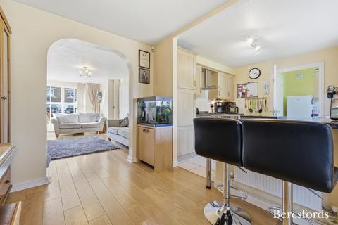 4 bedroom detached house for sale, Bancroft Chase, Hornchurch, RM12