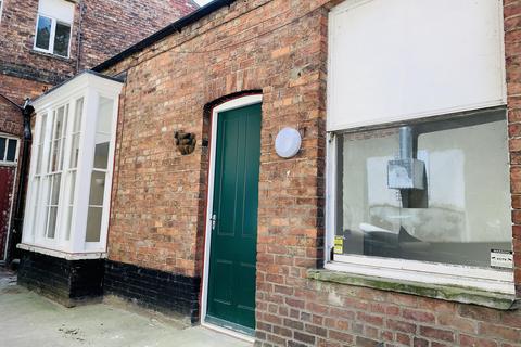 undefined, High Street, HORNCASTLE