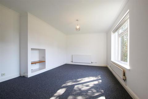 4 bedroom semi-detached house to rent, Arbury Road, Cambridge CB4