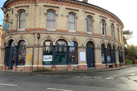 undefined, High Street, HORNCASTLE