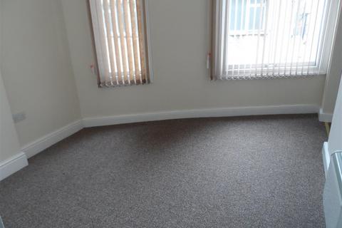 undefined, High Street, HORNCASTLE