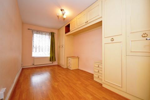 2 bedroom flat to rent, Hobday Street, Poplar, E14 6AZ