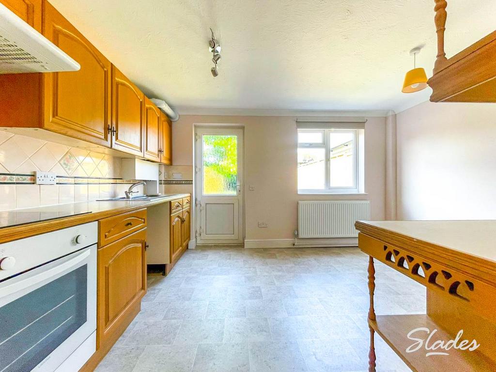 10 foxcote kitchen m