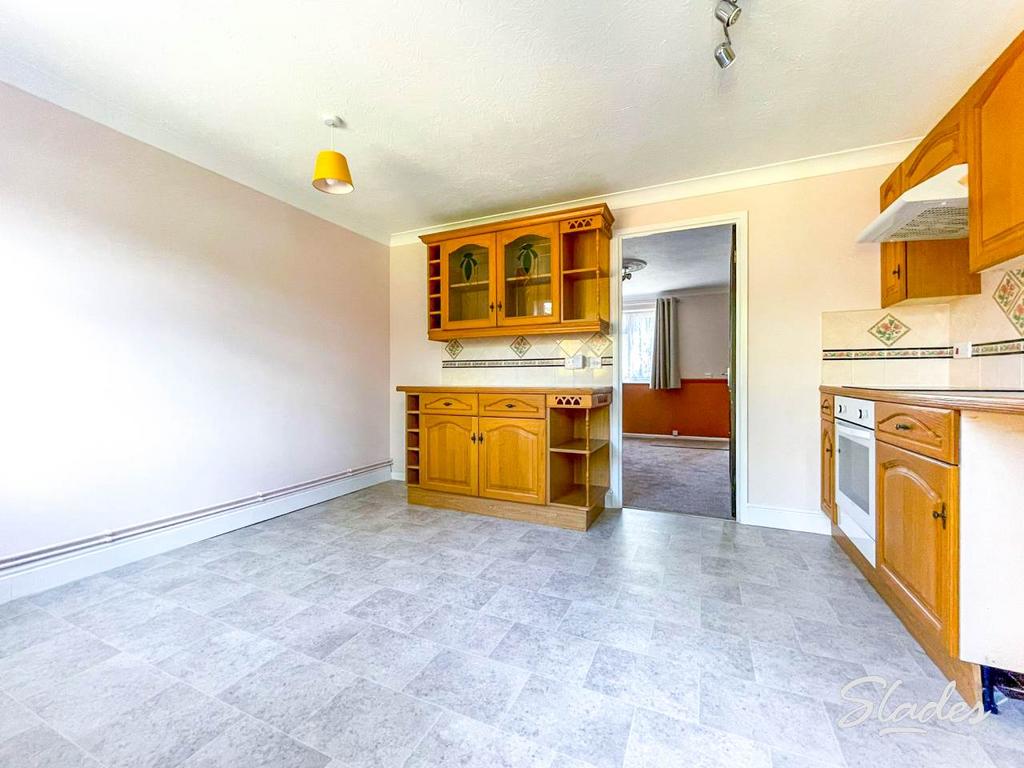10 foxcote kitchen 3