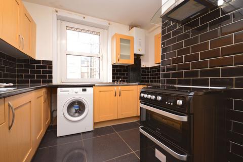 1 bedroom in a flat share to rent, Electric House, Bow Road, E3 2BL