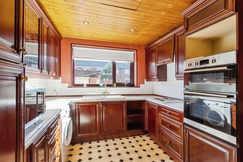 3 bedroom semi-detached house for sale, Fewston Avenue, West Yorkshire WF1