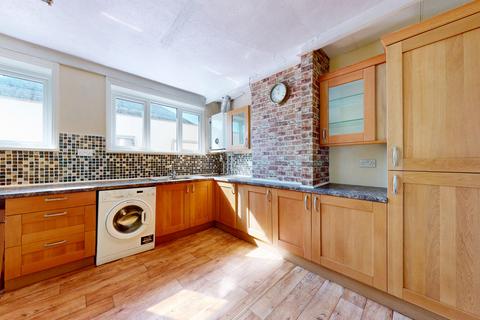 undefined, Sandwich Road, Eythorne,CT15 4DG